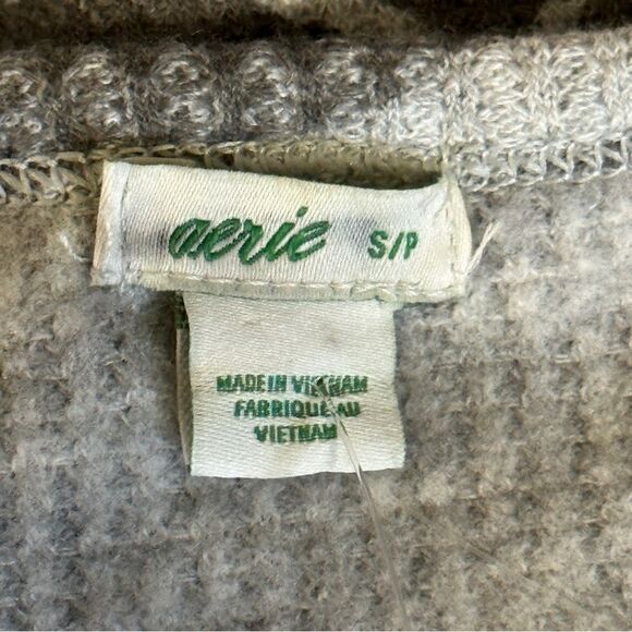 New Aerie oversized zebra print waffle knit thermal gray top, size small - Picture 7 of 9